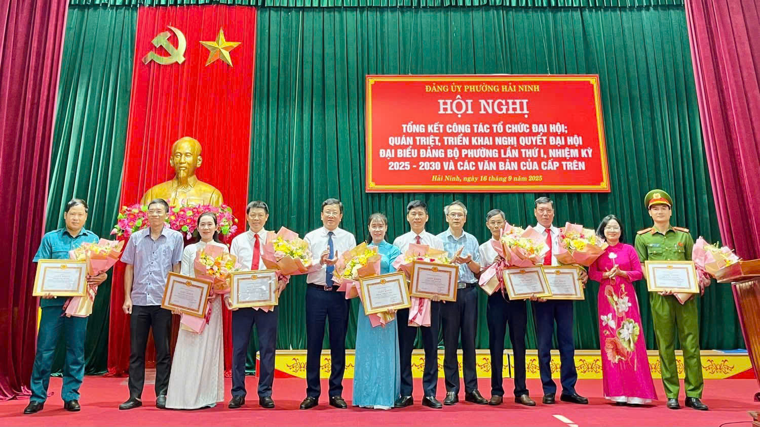 ĐẢNG ỦY PHƯỜNG HẢI NINH TỔ CHỨC HỘI NGHỊ TỔNG KẾT CÔNG TÁC ĐẠI HỘI; QUÁN TRIỆT, TRIỂN KHAI NGHỊ QUYẾT ĐẠI HỘI VÀ CÁC VĂN BẢN CỦA CẤP TRÊN