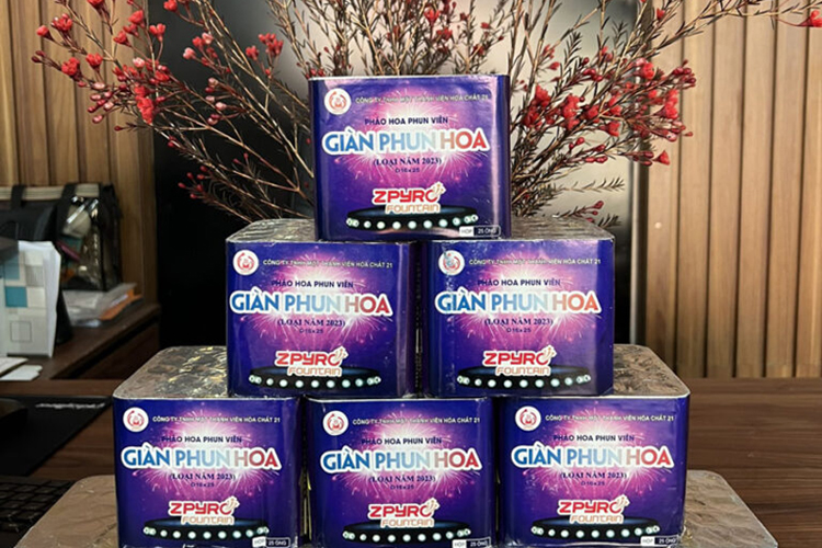 Ph&aacute;o quốc Ph&ograve;ng.jpg