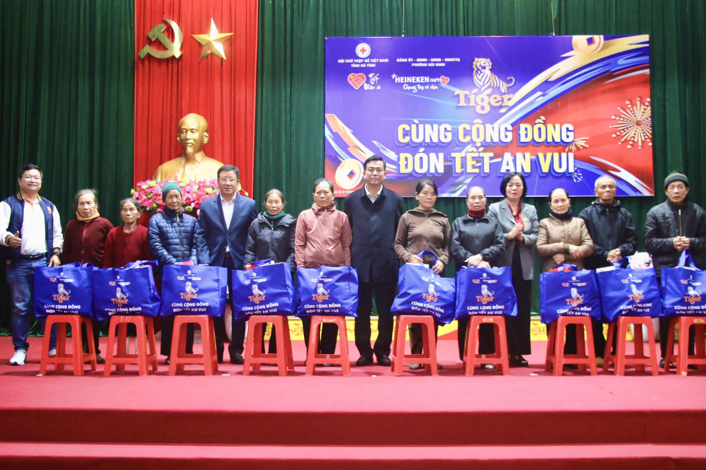 Ấm áp chương trình “Tiger cùng cộng đồng đón tết an vui 2026” tại phường Hải Ninh 