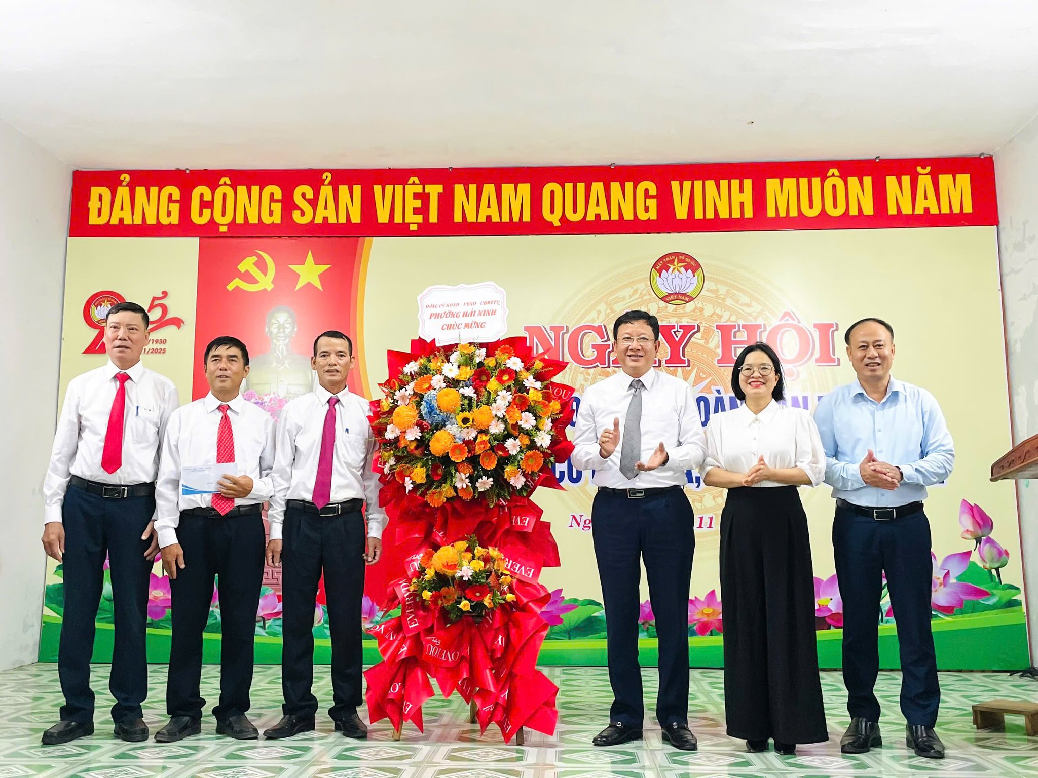 SÔI NỔI NGÀY HỘI ĐẠI ĐOÀN KẾT TOÀN DÂN TỘC ĐIỂM TẠI KHU DÂN CƯ NAM  HÀ, PHƯỜNG HẢI NINH