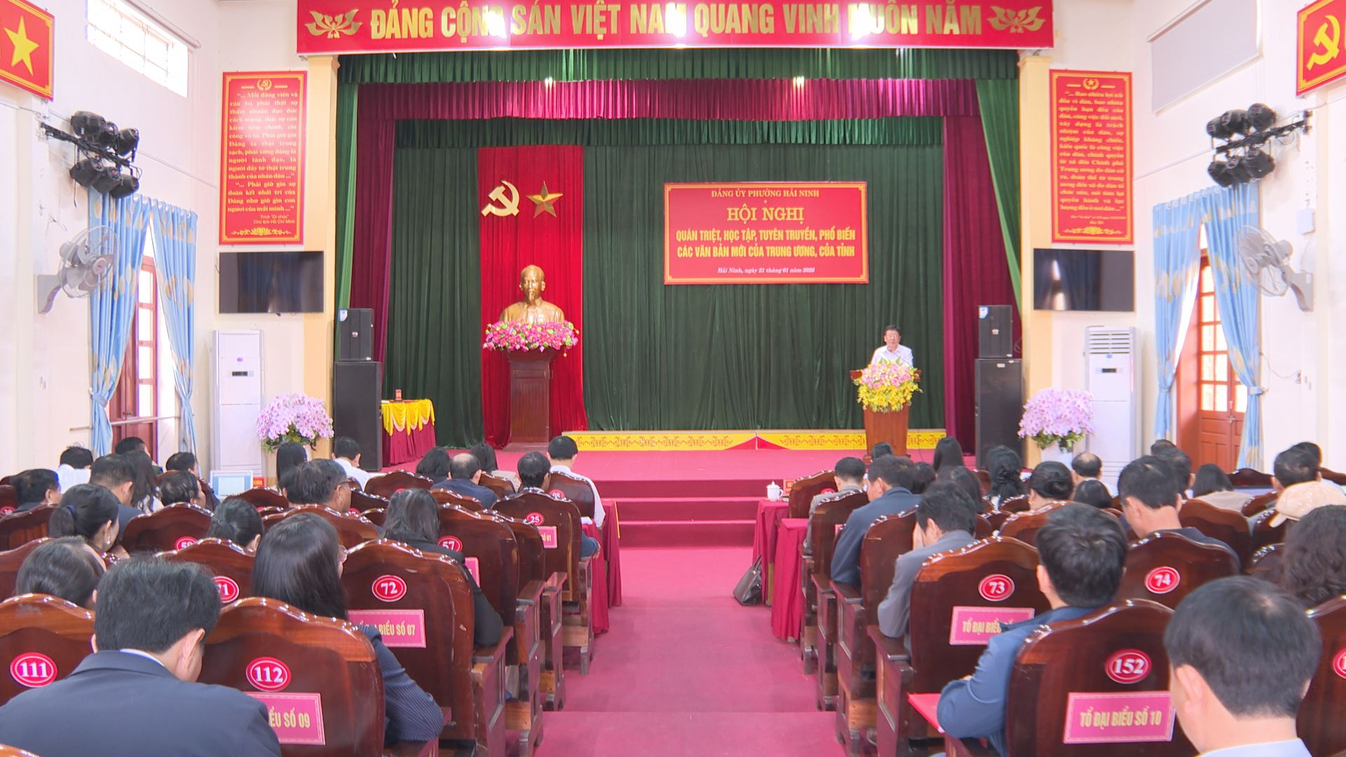 Ban Thường vụ Đảng ủy phường Hải Ninh tổ chức hội nghị quán triệt, học tập, tuyên truyền, phổ biển các văn bản của Trung ương, của tỉnh ban hành trong quý IV/2025