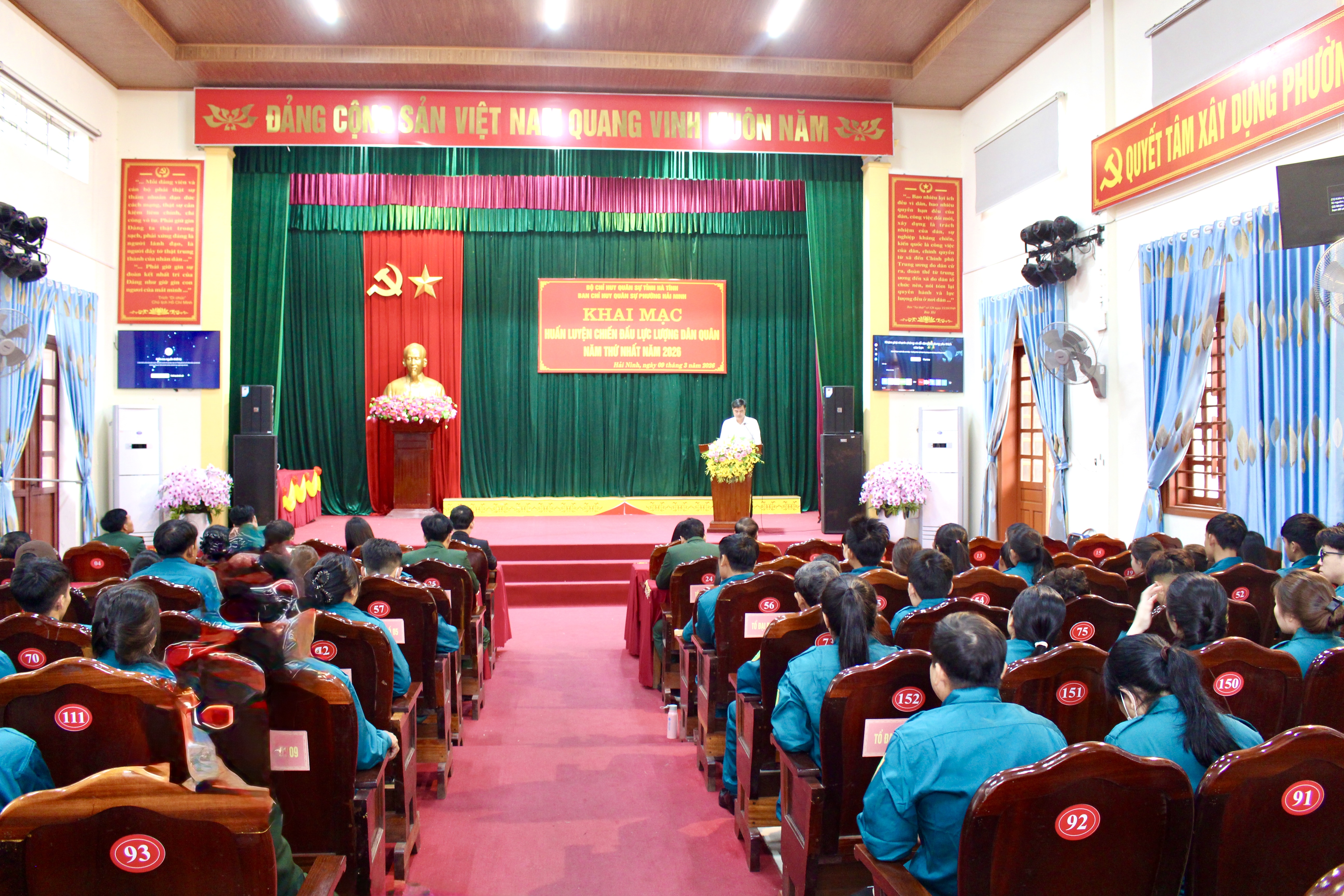 Phường Hải Ninh khai mạc huấn luyện dân quân năm thứ nhất năm 2026