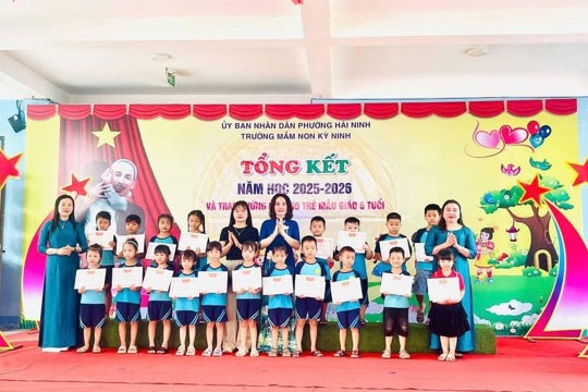 Các trường học phường Hải Ninh tổng kết năm học, tuyên dương và khen thưởng nhiều tập thể, cá nhân năm học 2025 - 2026 