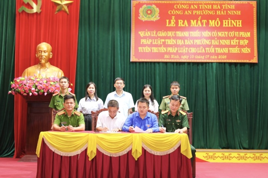 Công an phường Hải Ninh tổ chức Lễ ra mắt mô hình "Quản lý, giáo dục thanh thiếu niên có nguy cơ vi phạm pháp luật 