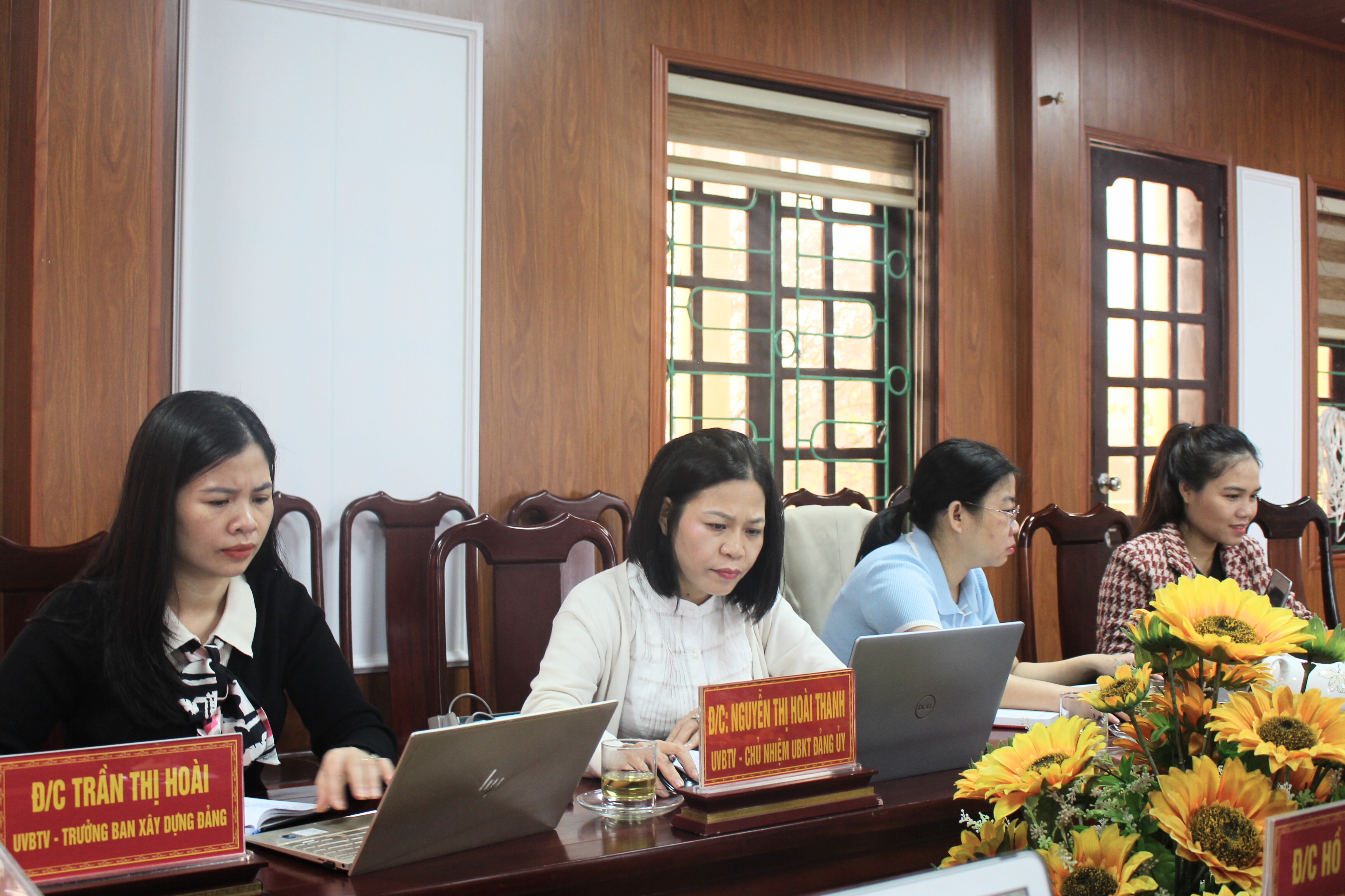f2a54e00-4d85-4d45-ab1a-588cb5642f6d.jpg