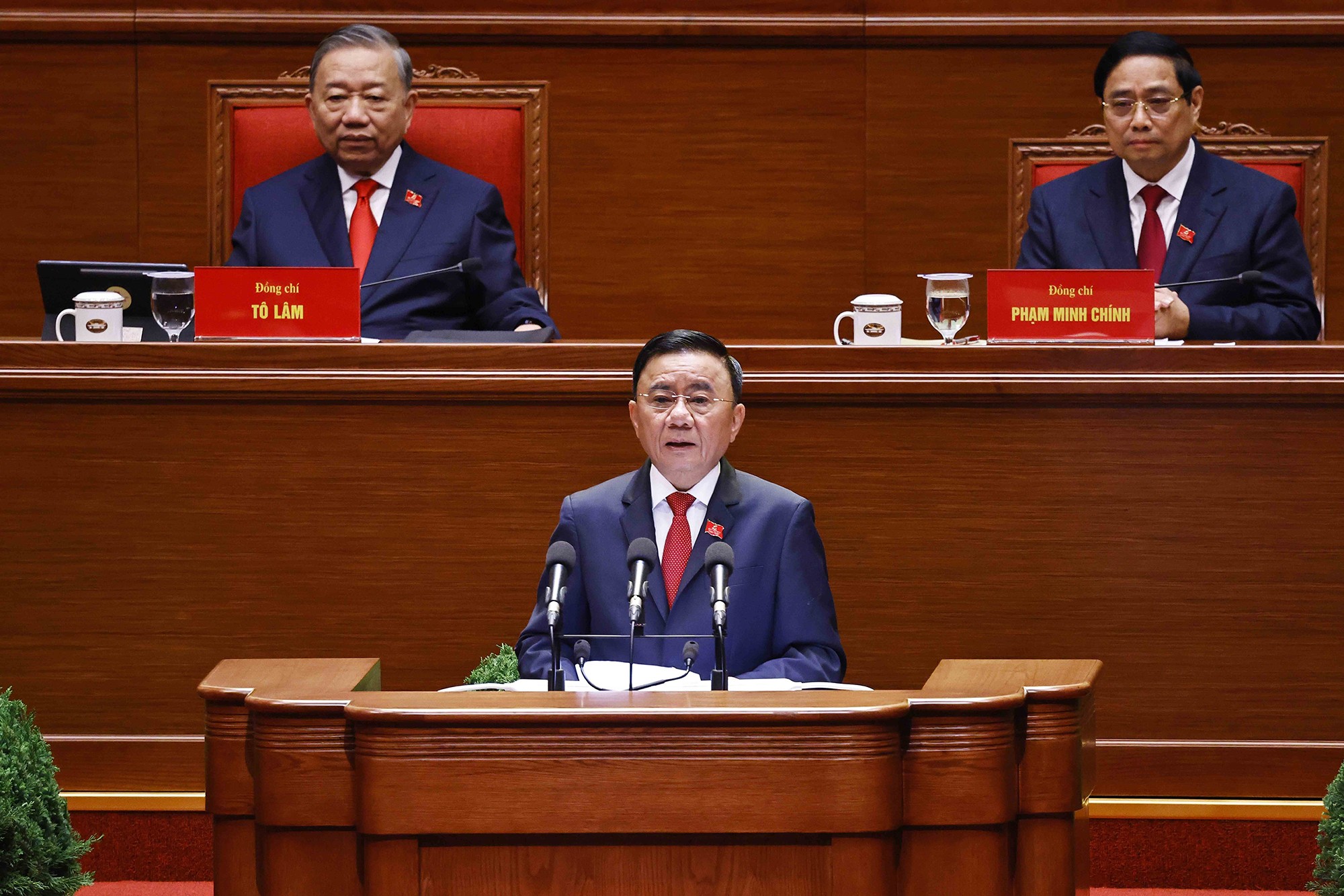 vna-potal-khai-mac-trong-the-dai-hoi-dai-bieu-toan-quoc-lan-thu-xiv-cua-dang-8540105-1.jpg